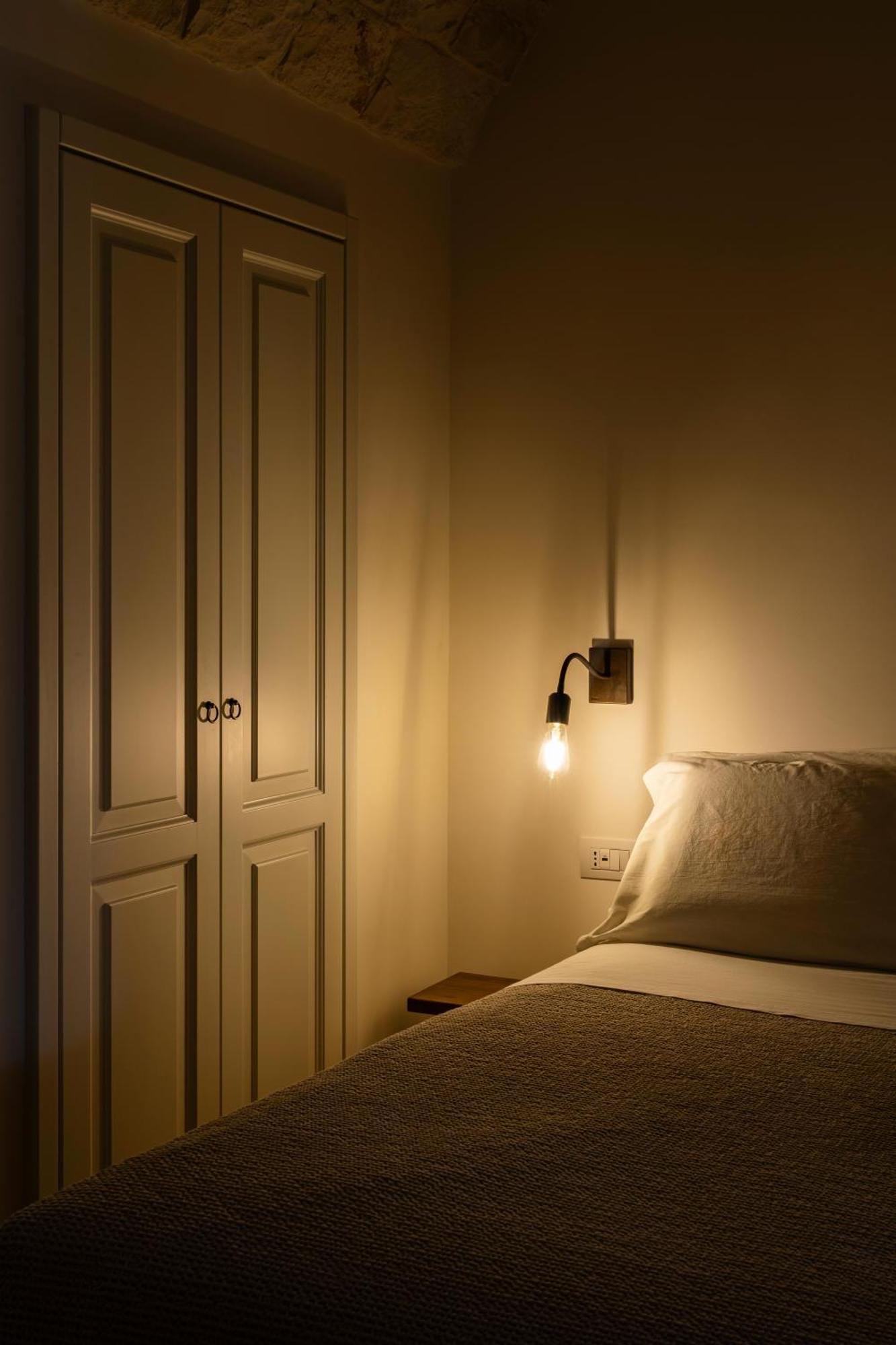 Trullo Jale - Boutique Apartments ออสตูนี ภายนอก รูปภาพ